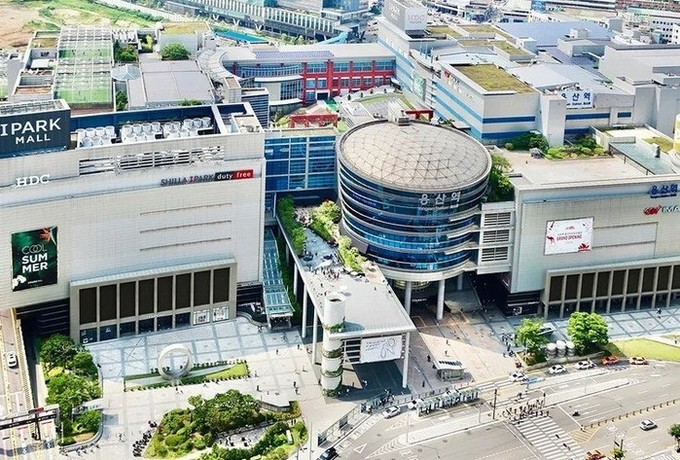 용산에 ‘1만 호’ 주택 폭탄… 정부...