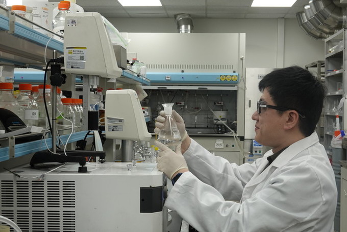 KBG, AI 반도체 패키징용 기능성...