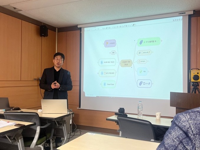 [두수 앞서는 경제=산업안전] 디알씨티에스(주), 26년 연속 혁신으로'안전 대한민국' 이끈다... 고용노동부장관 표창 수상